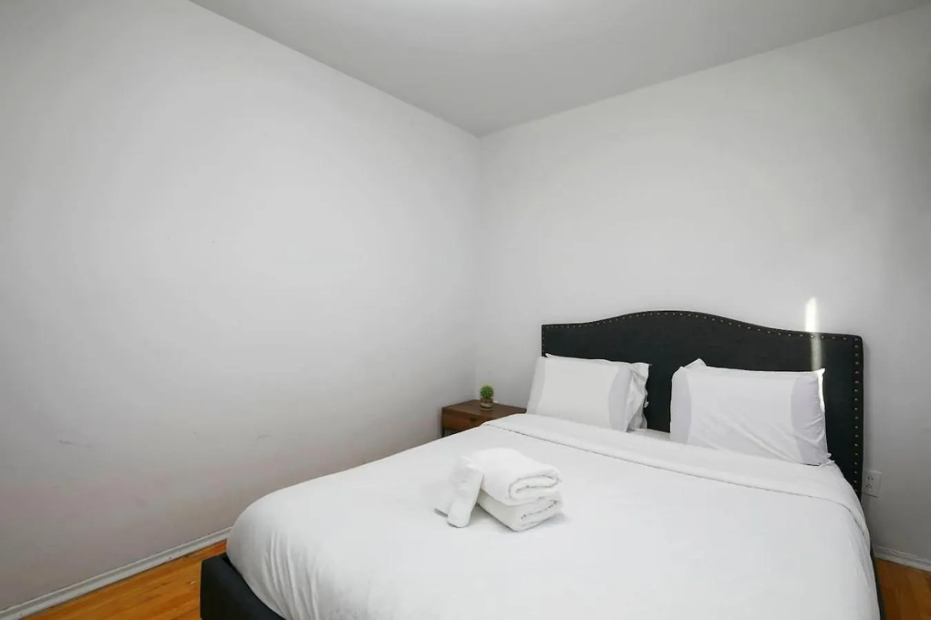 Stunning 2B In Plateau Mont-Royal Zb6 Apartment Montreal