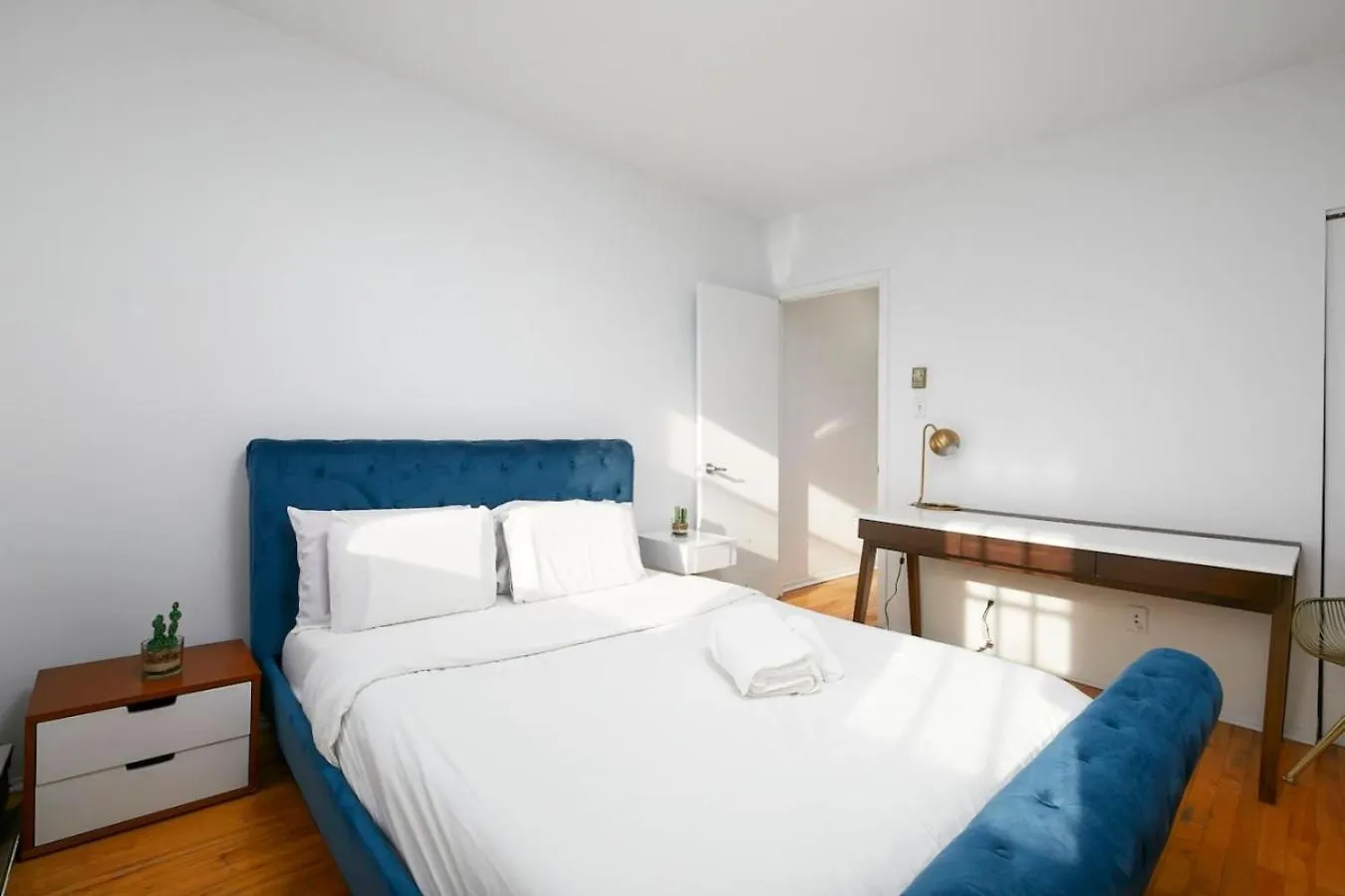 Stunning 2B In Plateau Mont-Royal Zb6 Apartment Montreal